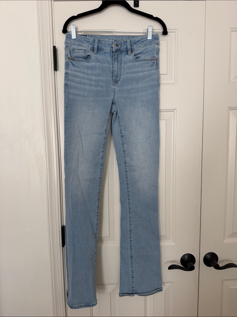 Light Wash Women's Jeans - Classic Bookcut Jeans
